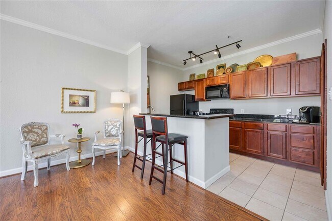 Building Photo - 4515 Briar Hollow Pl