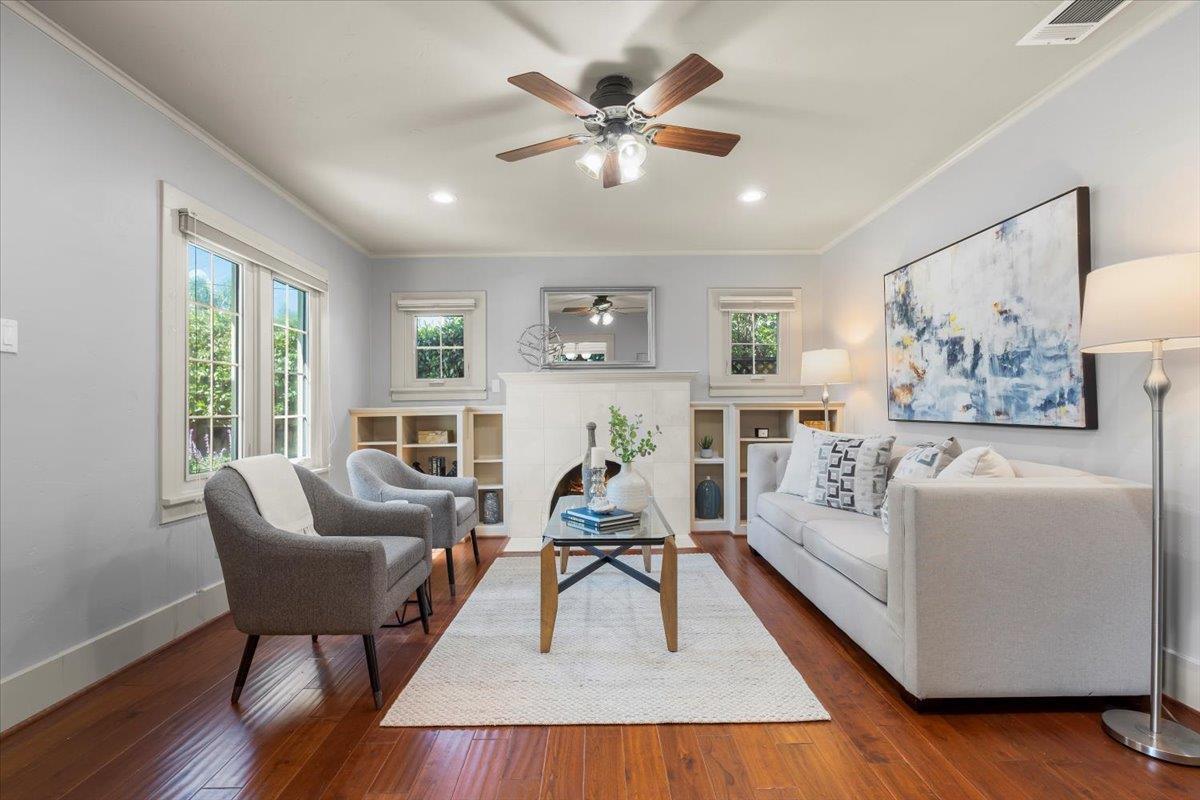 Building Photo - 1375 Magnolia Ave