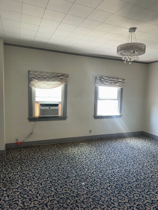 Building Photo - 216 S Orange Dr
