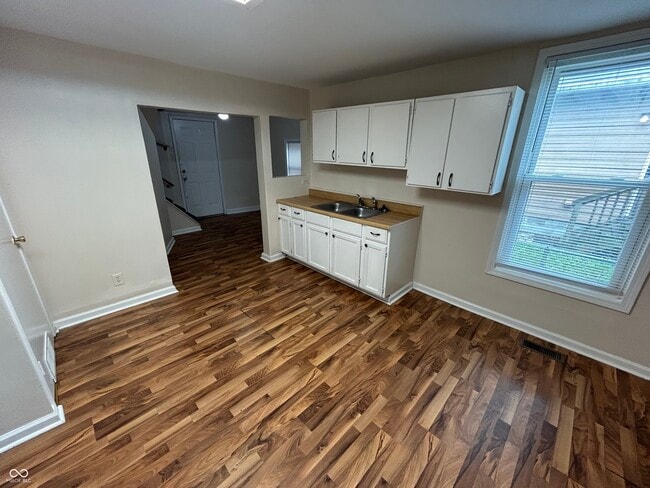 Building Photo - 1759 Howard St