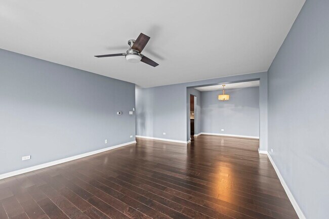 Building Photo - 201 Thames Pkwy