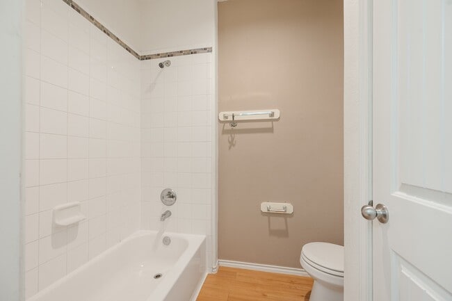 Building Photo - 2827 Arica Ln