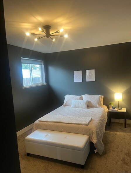 Building Photo - 3640 Jasmine St