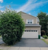 Building Photo - 28 Tanglewood Rd