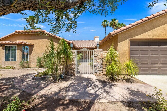 Building Photo - 39495 Regency Way