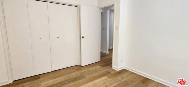 Building Photo - 1603 Oakwood Ave