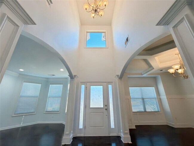 Building Photo - 2886 Cove View Ct SE