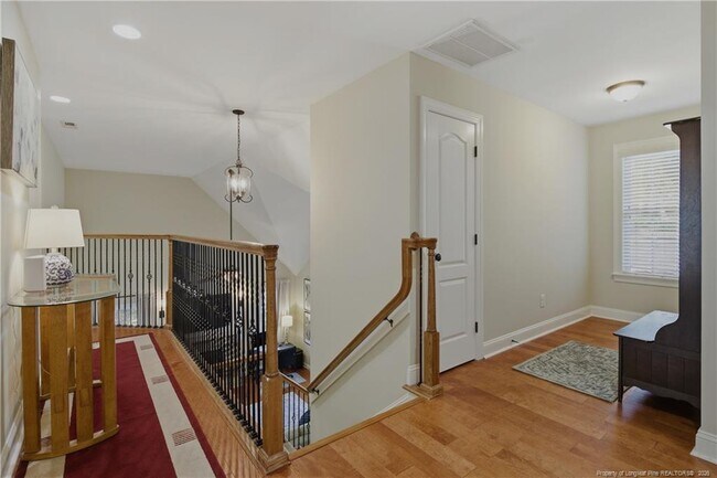 Building Photo - 14 Spring Water Ct