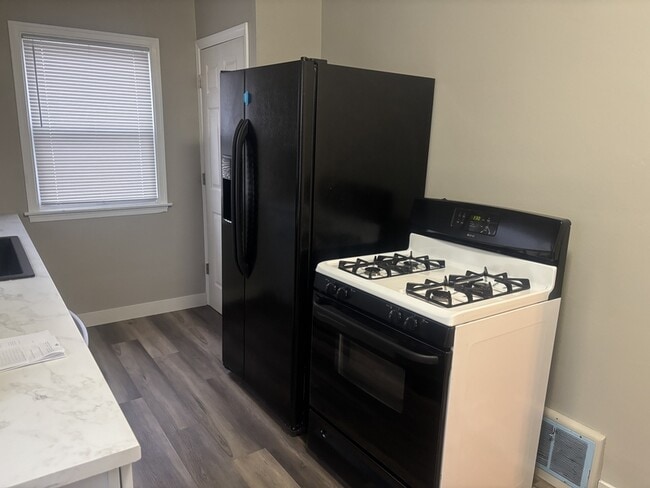 Building Photo - 1909 Williams Blvd SW