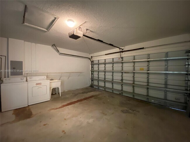 Building Photo - 16226 NW 19th St