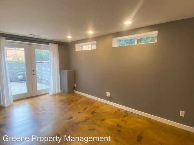 Building Photo - 3 br, 2 bath House - 1222 9th Ave SE