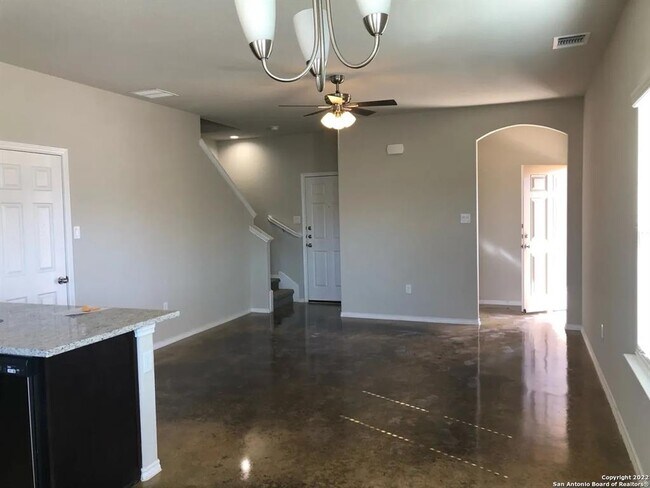 Building Photo - 1500 Lucille St