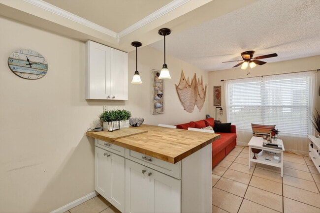 Building Photo - 950 S Kanner Hwy