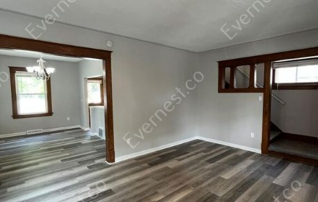 Building Photo - 4011 Fairview Dr