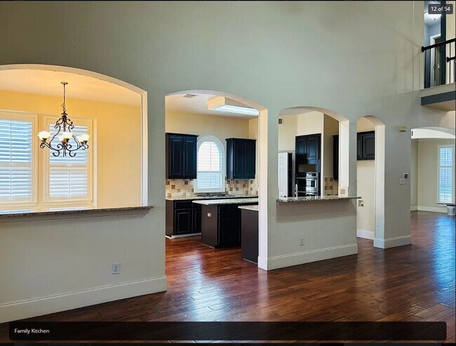 Building Photo - 8128 Grand Canyon Dr