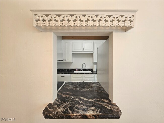 Building Photo - 702 Joel Blvd