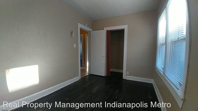 Building Photo - 2 br, 1 bath House - 668 N Temple Ave.