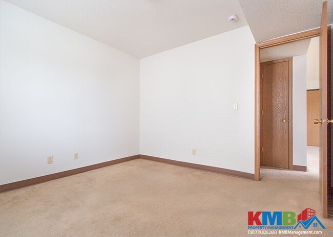 Building Photo - 125 E Boyson Rd