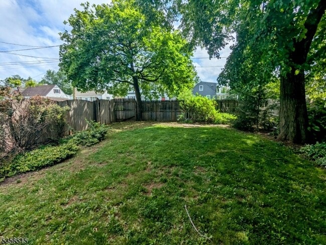 Building Photo - 40 N Auten Ave