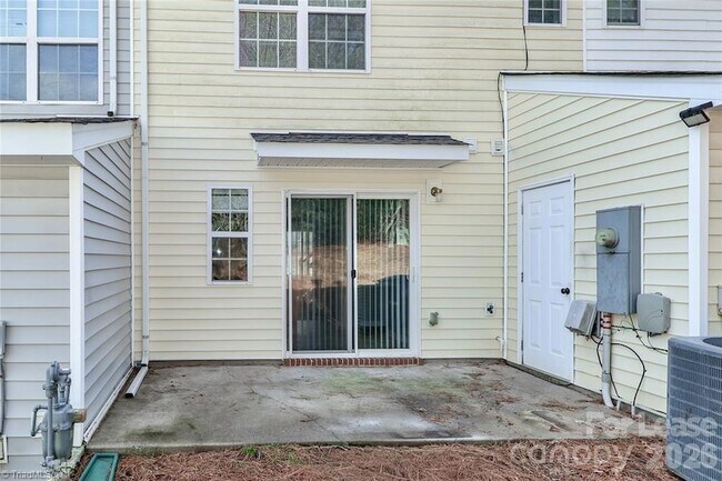 Building Photo - 153 Marakery Rd