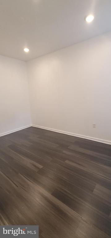 Building Photo - 423 N 52nd St