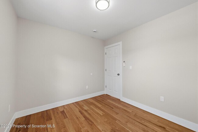 Building Photo - 305 Parsonage St