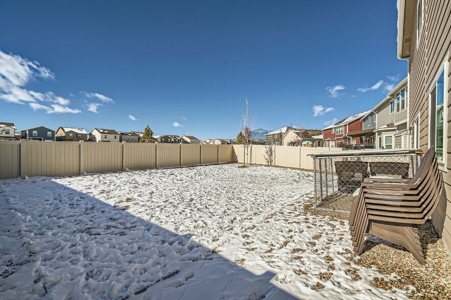 Building Photo - 8207 Basaltic Dr