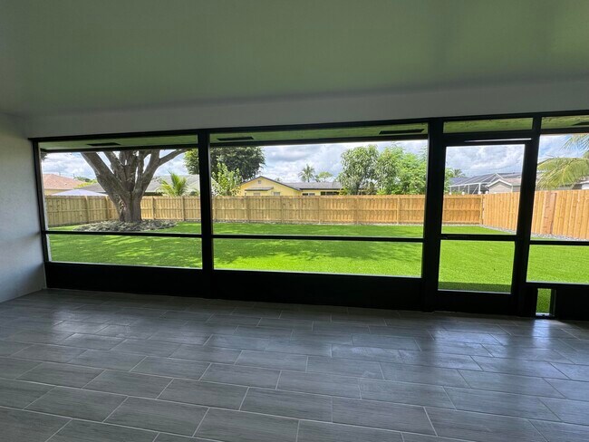 Building Photo - 158 Cordoba Cir