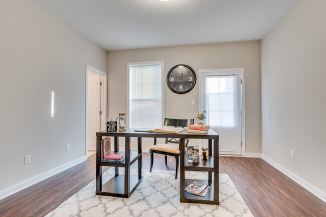 Building Photo - 53 Foal Ln