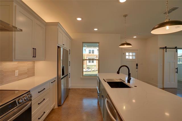 Building Photo - 211 Wood Ct