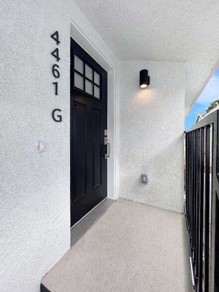 Building Photo - 4461 Farquhar Ave