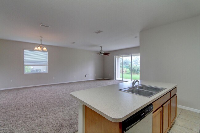 Building Photo - 5864 Trieda Dr