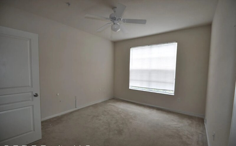 Building Photo - 5125 Palm Springs Blvd