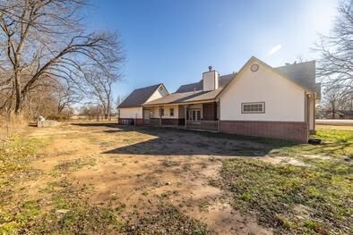 Building Photo - 6355 W C Rogers Blvd