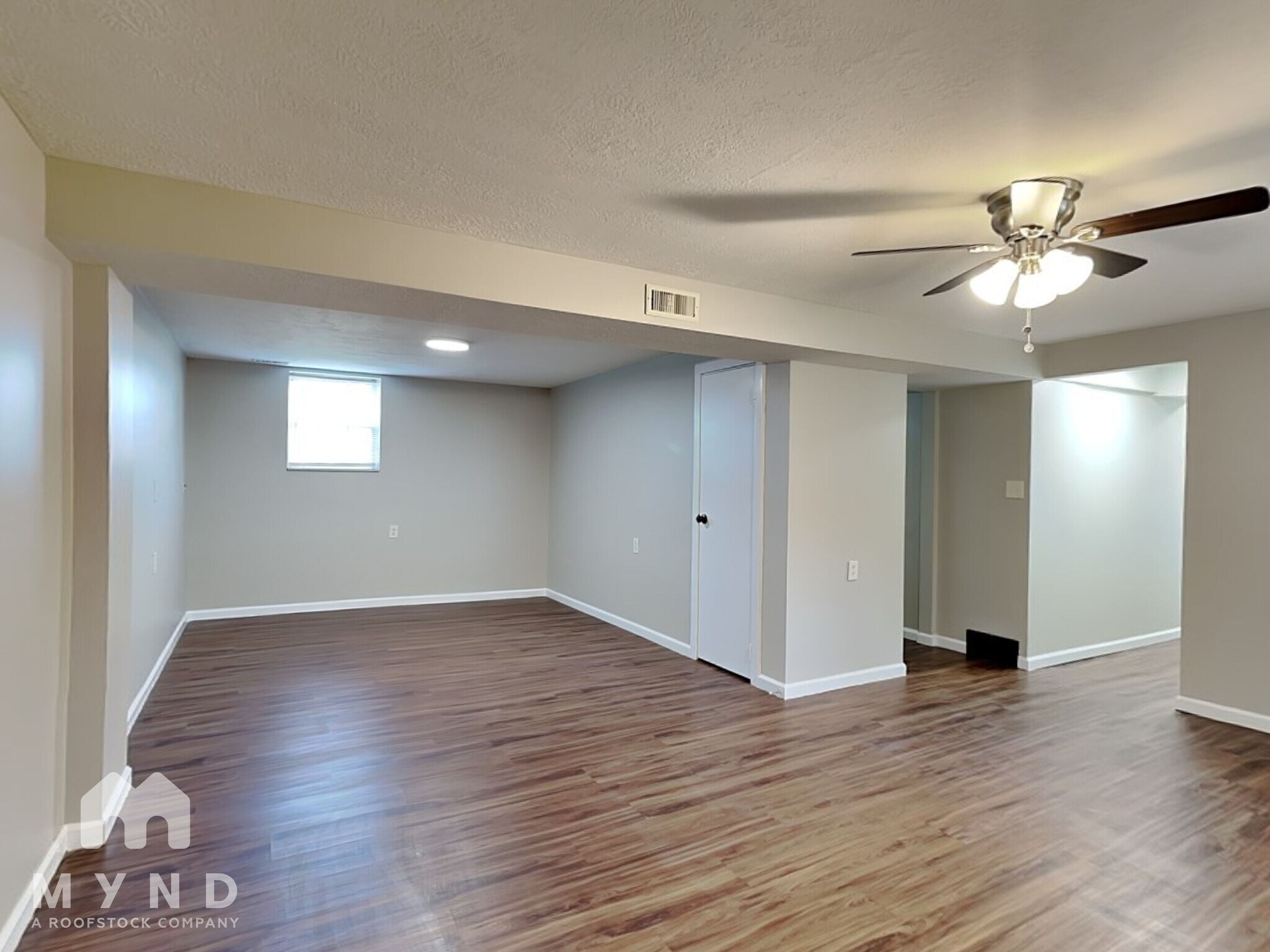 Building Photo - 2911 N Gresham Rd