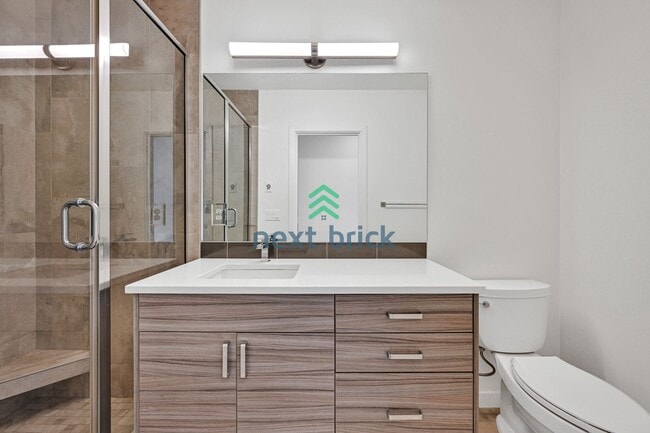 Building Photo - Stunning 3-Bed, 2.5-Bath Townhome in West ...