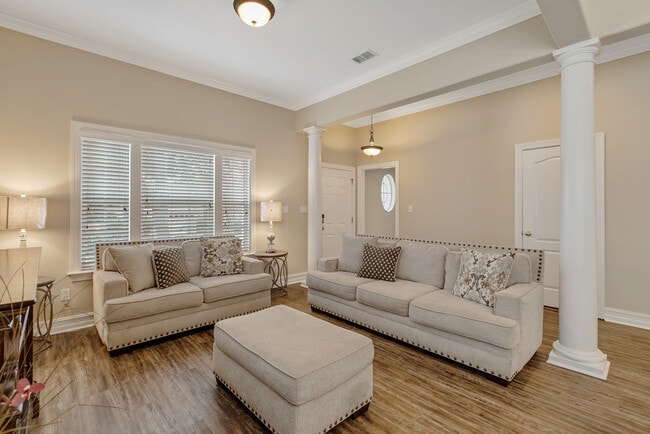 Building Photo - 1631 Osprey Pointe Dr