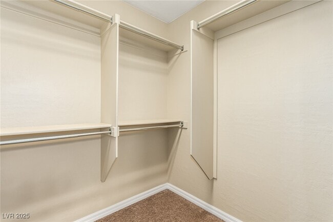 Building Photo - 2612 Romarin Terrace