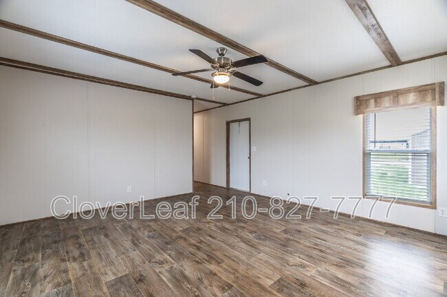 Building Photo - 417 Co Rd 6812