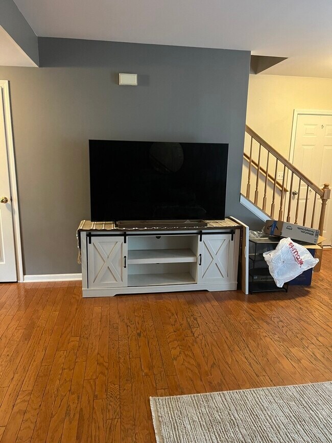 Building Photo - 1250 N Split Oak Cir