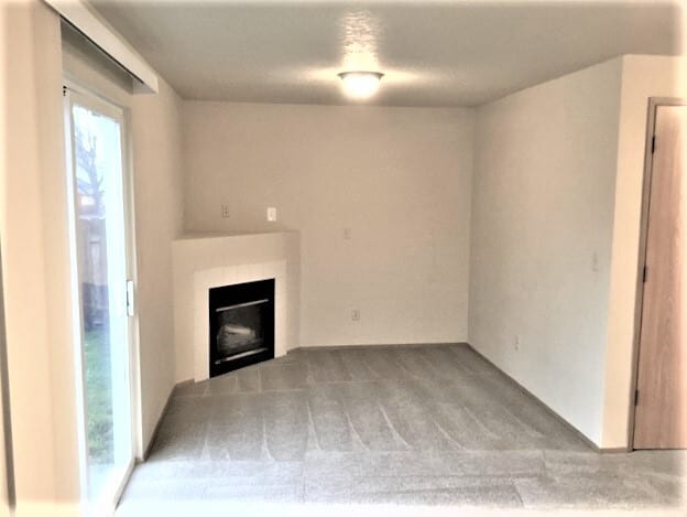 Building Photo - 16985 SW Cashew Way