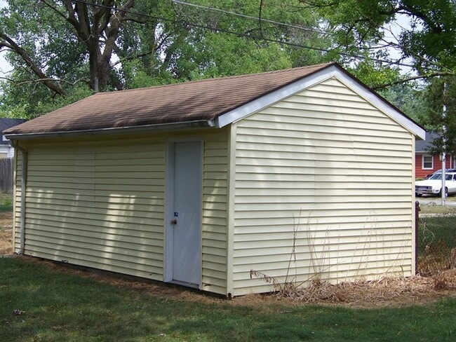 Building Photo - 308 Pursley Dr