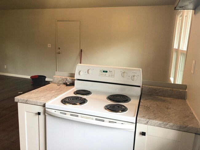 Building Photo - 1824 Miller Dr