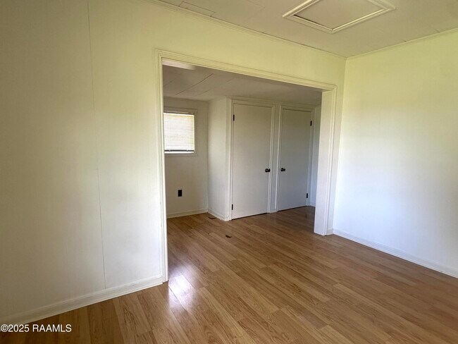 Building Photo - 1033 Erika Ln