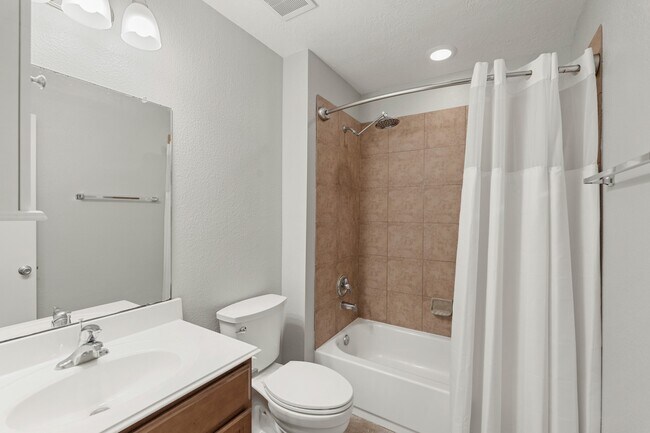 Building Photo - 15403 Harris Canyon Ln
