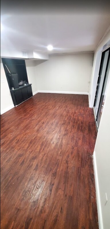 Building Photo - 1514 Charter Oak Dr