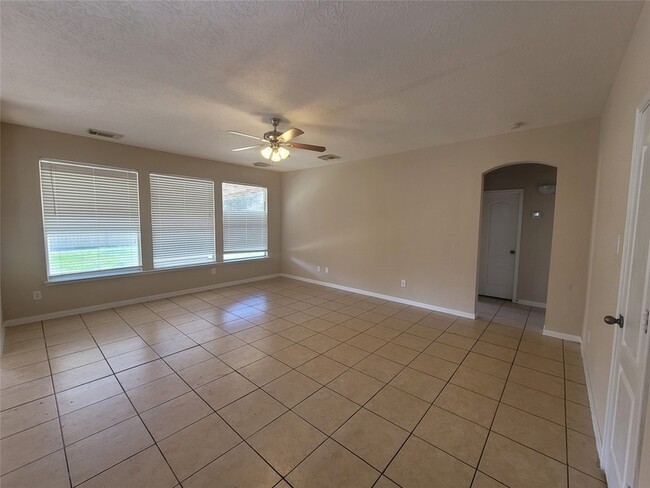 Building Photo - 17211 Brookhollow Grove Ct