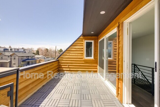 Building Photo - 4303 Navajo St