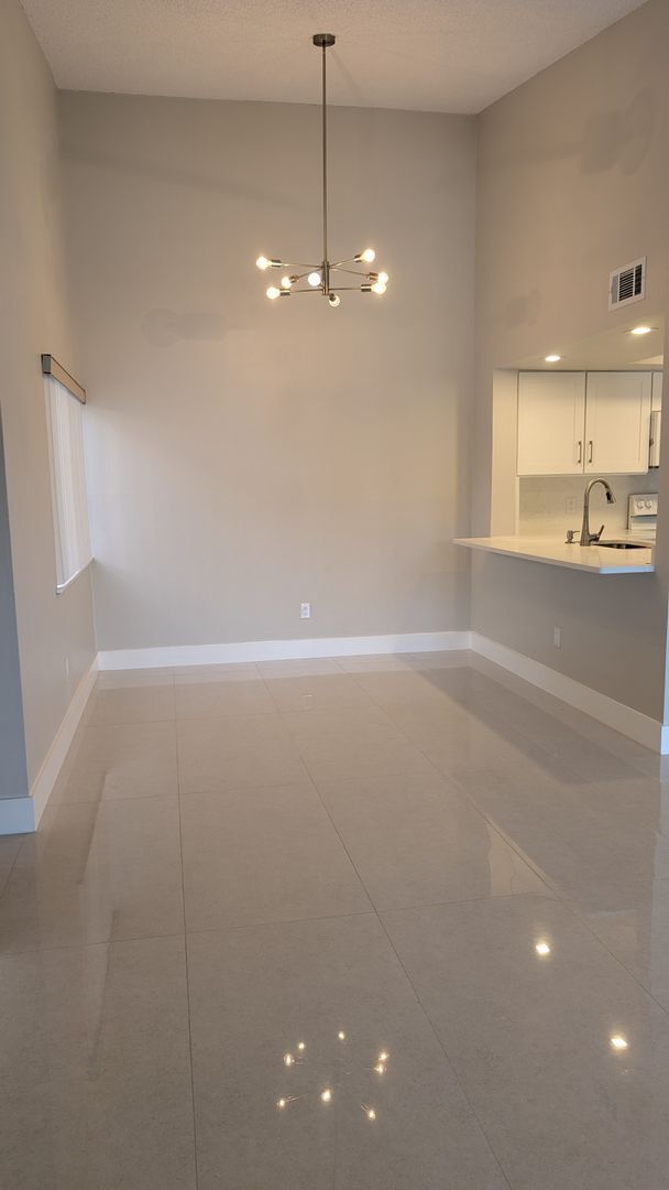 Building Photo - Complete remodeled 2 bedrooms 2 baths with balcony