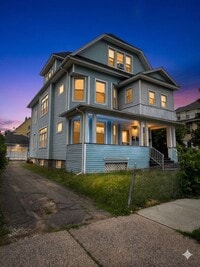 Building Photo - 415 Willow St